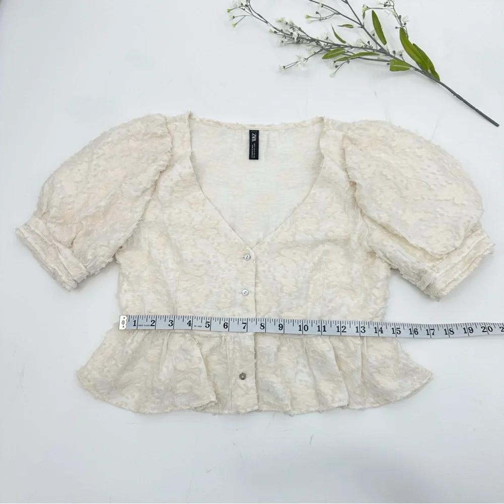 Zara chic feminine